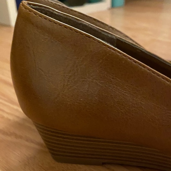 Two Pair of Shoes - Picture 8 of 9